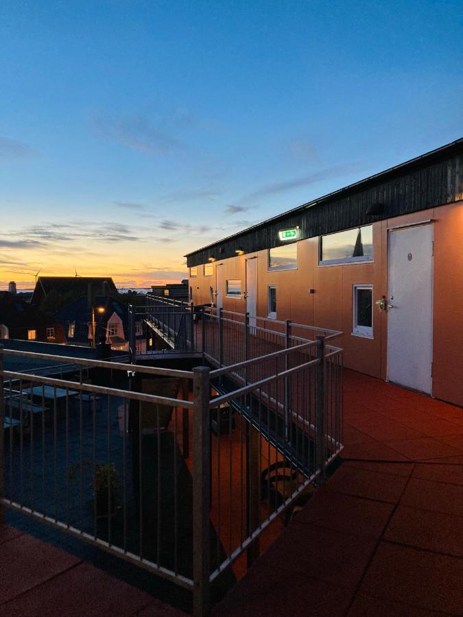 Flotmyrgarden Apartment Hotel Хёугесунн Экстерьер фото