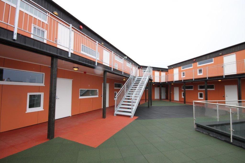Flotmyrgarden Apartment Hotel Хёугесунн Экстерьер фото