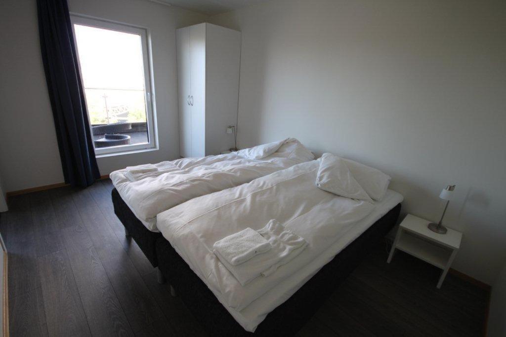 Flotmyrgarden Apartment Hotel Хёугесунн Экстерьер фото